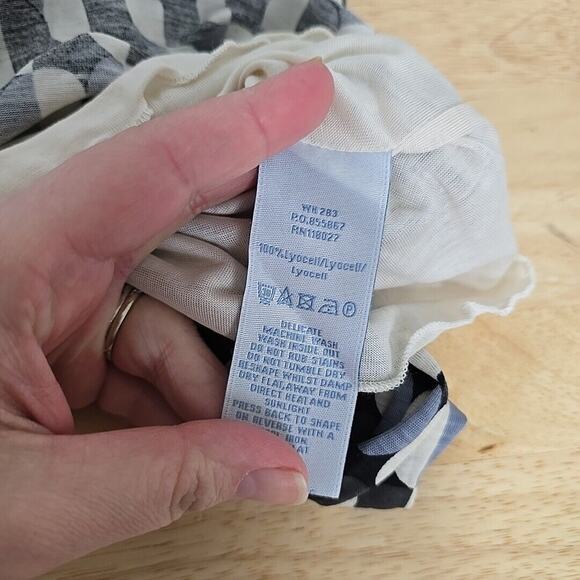 Boden Black Gray Polka Dot V-Neck Sheath Shift Jersey Dress Size US‎ 2 Regular - Picture 4 of 10